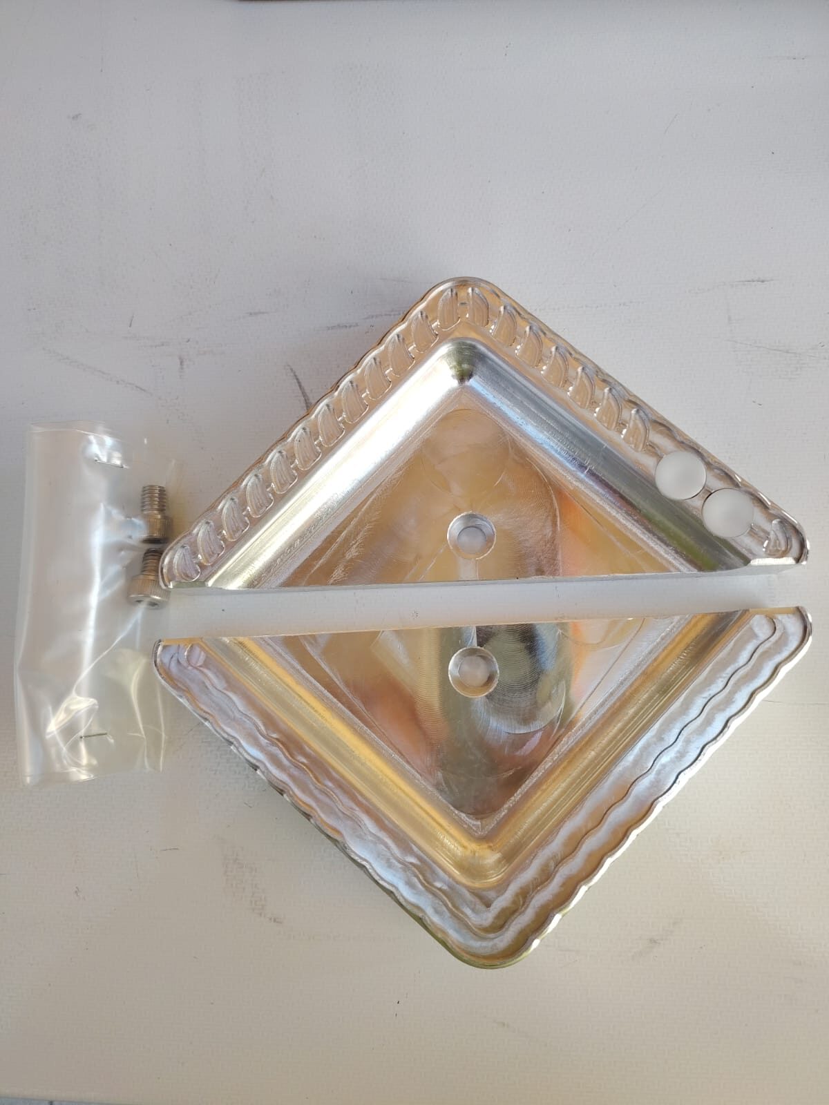 Molde Triangular Ergal de 08 a 12 cm con Identificador de Sabor